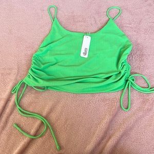 green cropped tank